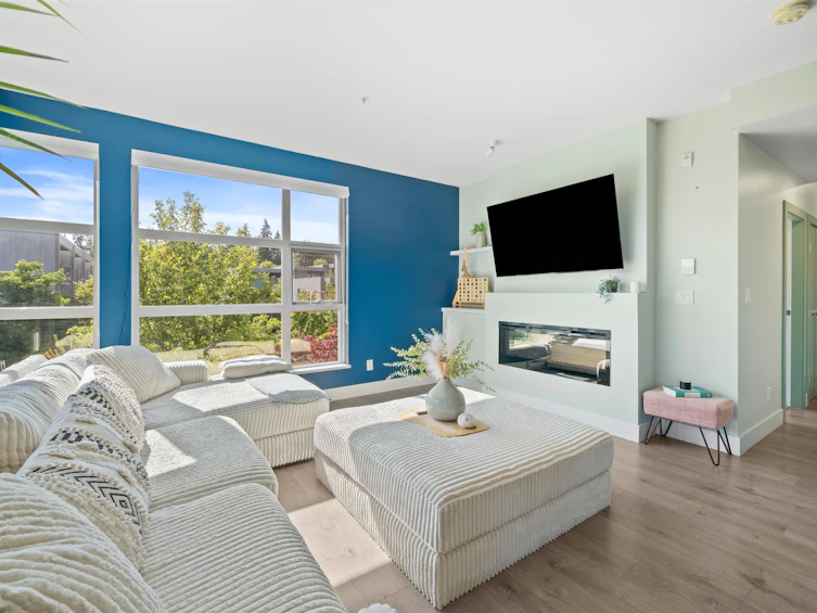 202-3602 Aldercrest Dr Drive, North Vancouver, BC, V7G 0A2 - 7