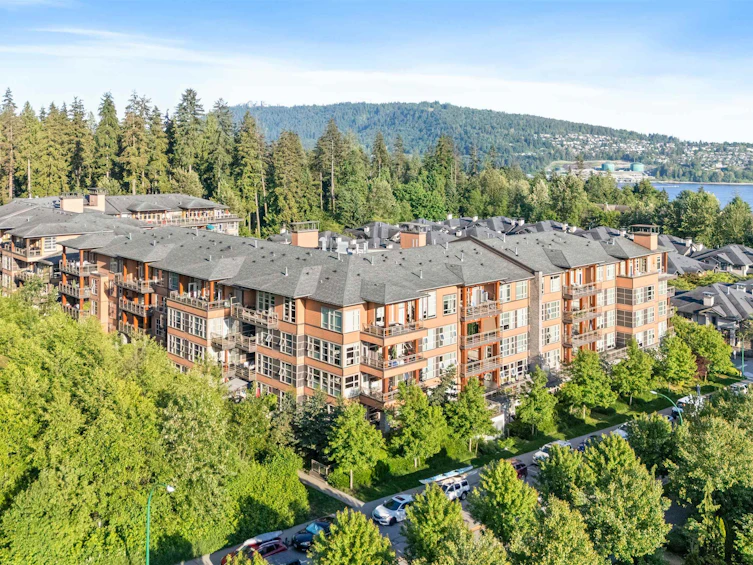 202-3602 Aldercrest Dr Drive, North Vancouver, BC, V7G 0A2 - 33