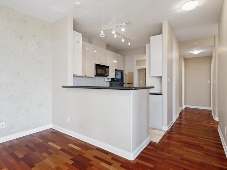 1603-160 E 13th Street, North Vancouver, BC, V7L 2L5 - 9