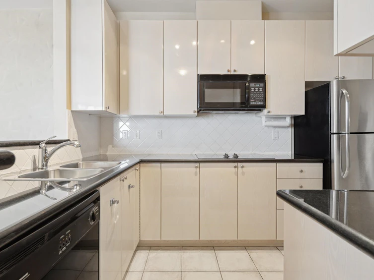 1603-160 E 13th Street, North Vancouver, BC, V7L 2L5 - 10