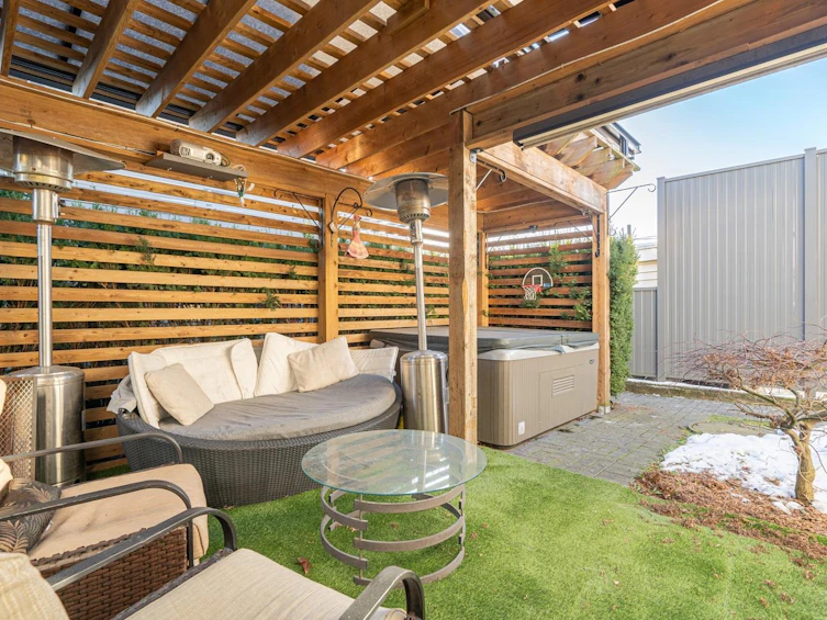 1072 E 39th Avenue, Vancouver, BC, V5W 1L1 - 21