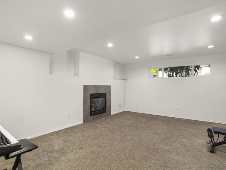 2335 Harper Drive, Abbotsford, BC, V3G 2B2 - 35