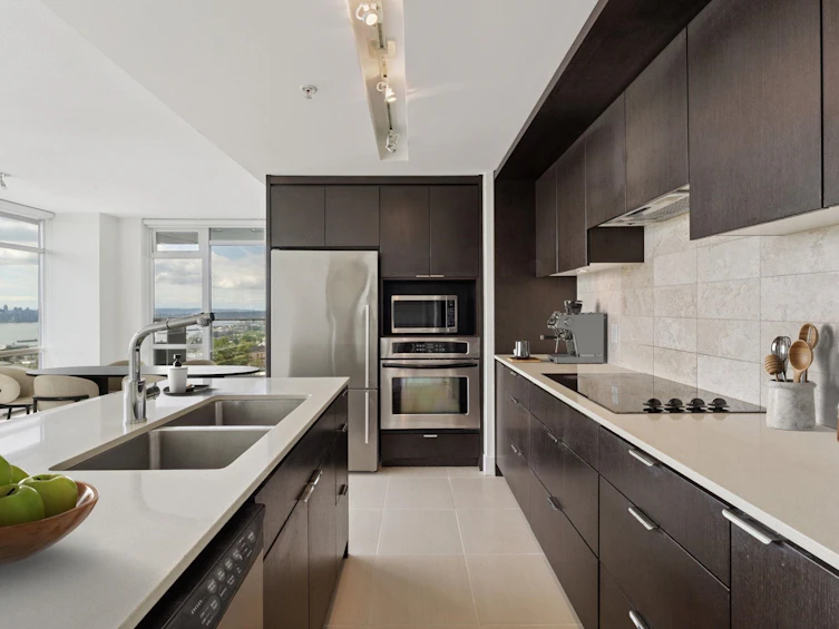906-158 W 13th Street, North Vancouver, BC, V7M 0A7 - 5
