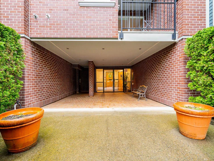 204-2239 W 1st Avenue, Vancouver, BC, V6K 1E9 - 25