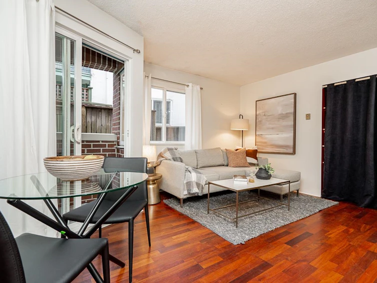 204-2239 W 1st Avenue, Vancouver, BC, V6K 1E9 - 6