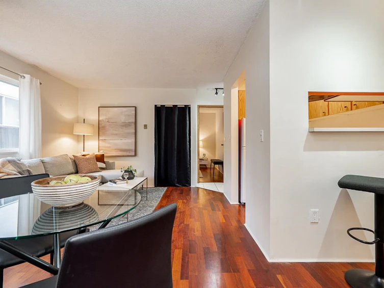 204-2239 W 1st Avenue, Vancouver, BC, V6K 1E9 - 9