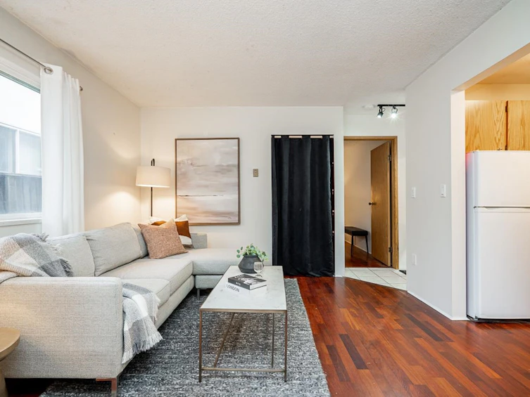 204-2239 W 1st Avenue, Vancouver, BC, V6K 1E9 - 5