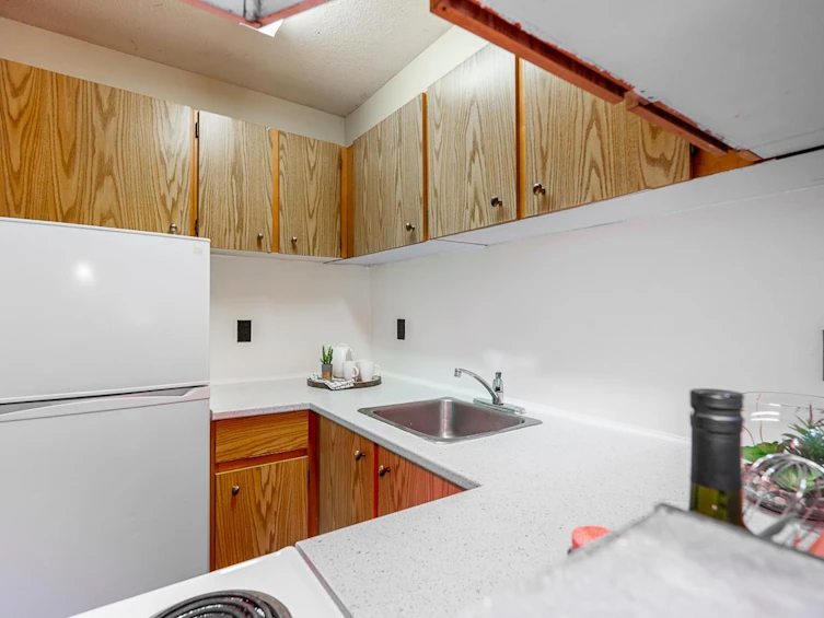 204-2239 W 1st Avenue, Vancouver, BC, V6K 1E9 - 11