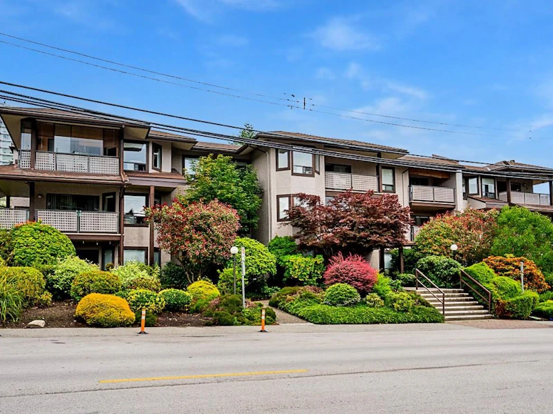 305 - 1460 Martin Street, Surrey BC V4B 3W7