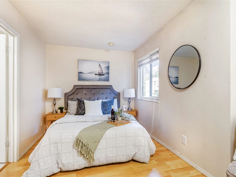 2072 Springer Avenue, Burnaby, BC, V5B 3M5 - 12