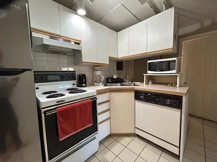 2591 Belloc Street, North Vancouver, BC, V7H 1H9 - 30