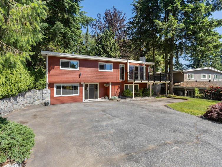 2591 Belloc Street, North Vancouver, BC, V7H 1H9 - 40