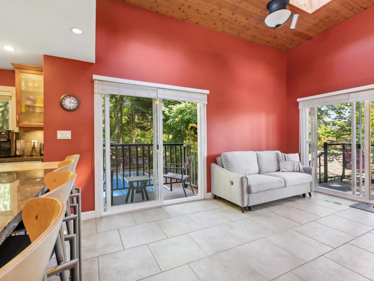 2591 Belloc Street, North Vancouver, BC, V7H 1H9 - 8