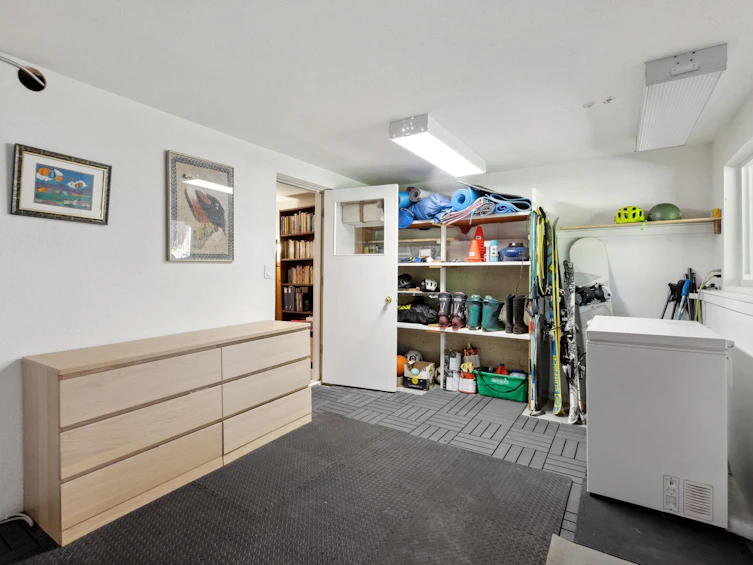2591 Belloc Street, North Vancouver, BC, V7H 1H9 - 28