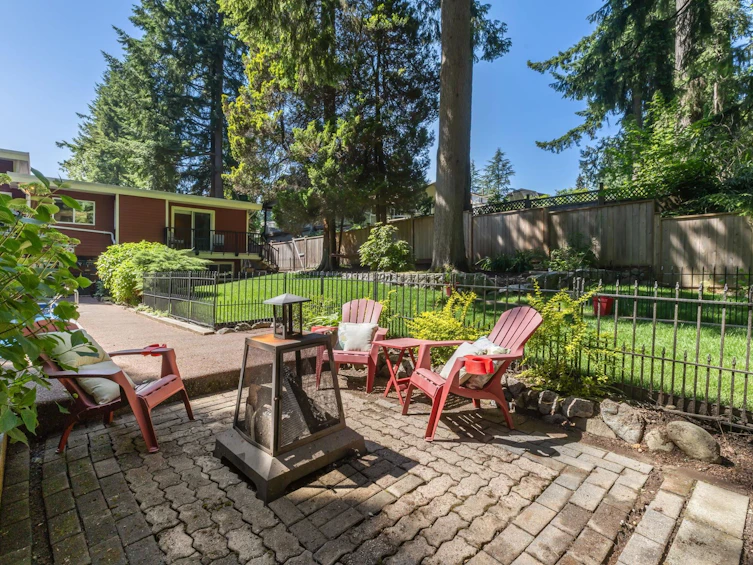 2591 Belloc Street, North Vancouver, BC, V7H 1H9 - 38