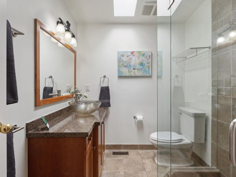 2591 Belloc Street, North Vancouver, BC, V7H 1H9 - 23