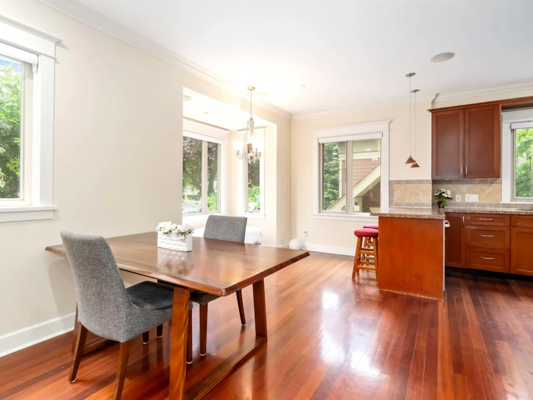 2506 W 8th Avenue, Vancouver, BC, V6K 2B4 - 7