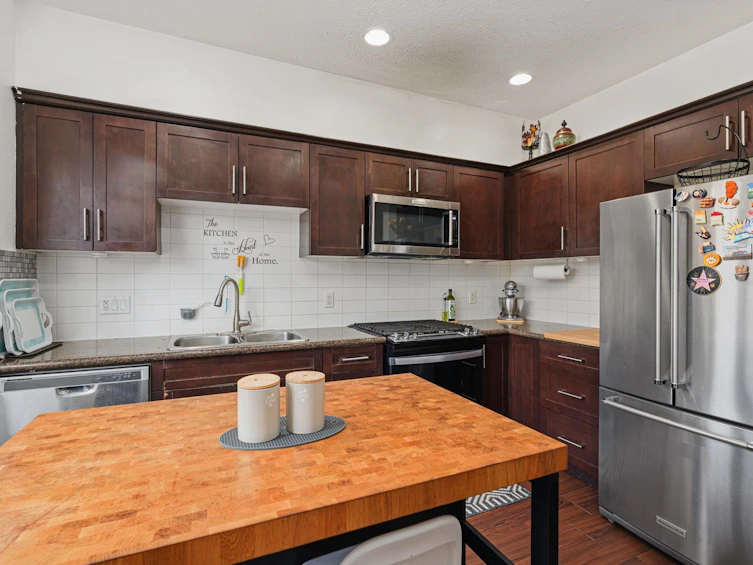 82-19551 66 Avenue, Surrey, BC, V4N 0Z5 - 8