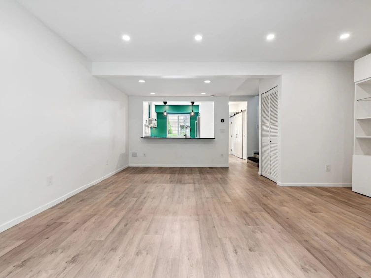 18-1140 Eagleridge Drive, Coquitlam, BC, V3E 1C2 - 15