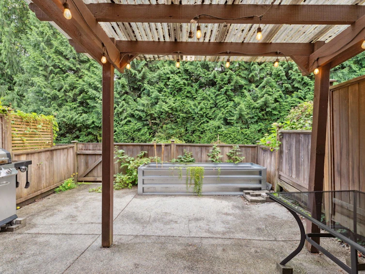 18-1140 Eagleridge Drive, Coquitlam, BC, V3E 1C2 - 29