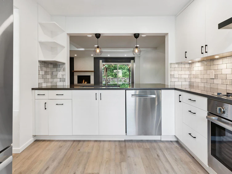 18-1140 Eagleridge Drive, Coquitlam, BC, V3E 1C2 - 5