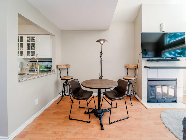 303-633 W 16th Avenue, Vancouver, BC, V5Z 1S5 - 8