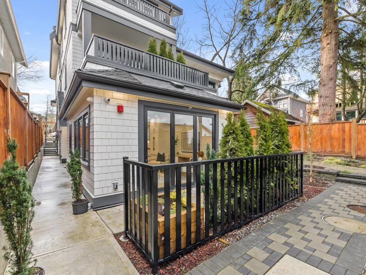 1125 E 15th Avenue, Vancouver, BC, V5T 2S7 - 27