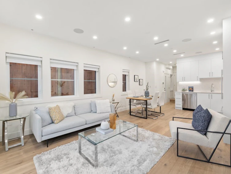 1125 E 15th Avenue, Vancouver, BC, V5T 2S7 - 6
