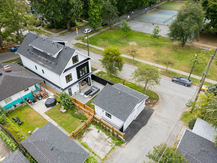 1876 Garden Drive, Vancouver, BC, V5N 4W7 - 29