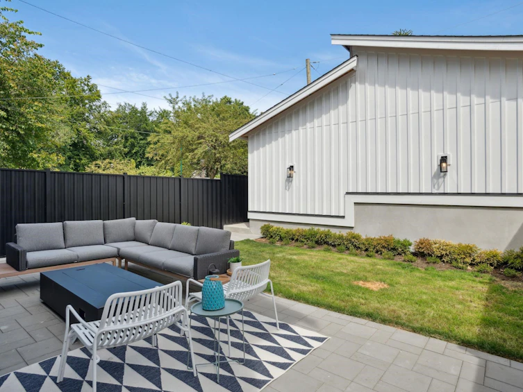 1876 Garden Drive, Vancouver, BC, V5N 4W7 - 23