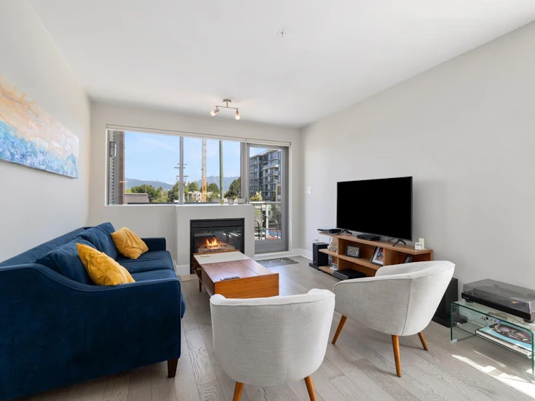 301-2630 Arbutus Street, Vancouver, BC, V6J 5L8 - 8