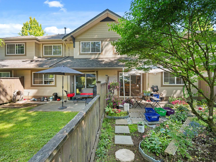 27-8888 151 Street, Surrey, BC, V3R 0Z9 - 27