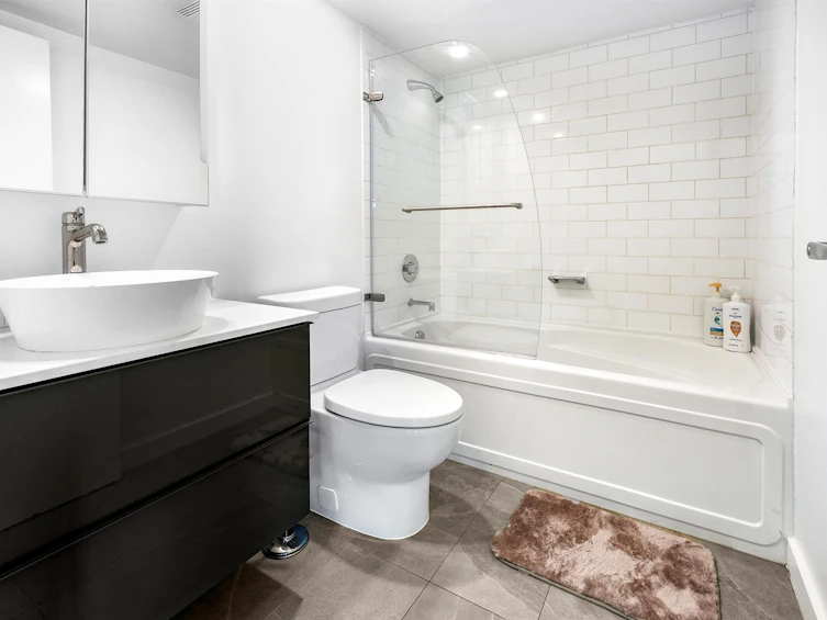 3304-1200 W Georgia Street, Vancouver, BC, V6E 4R2 - 5
