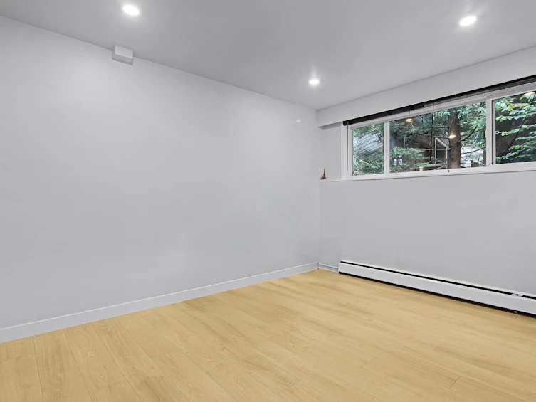 4540 Mountain Highway, North Vancouver, BC, V7K 2K6 - 22