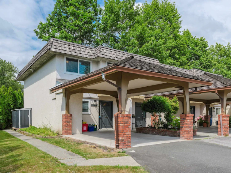 22711 Gilley Avenue, Maple Ridge, BC, V2X 2G1 - 2