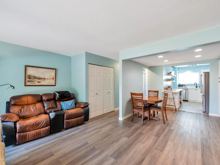 22711 Gilley Avenue, Maple Ridge, BC, V2X 2G1 - 10