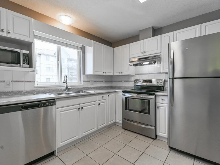 211-33688 King Road, Abbotsford, BC, V2S 7P9 - 13