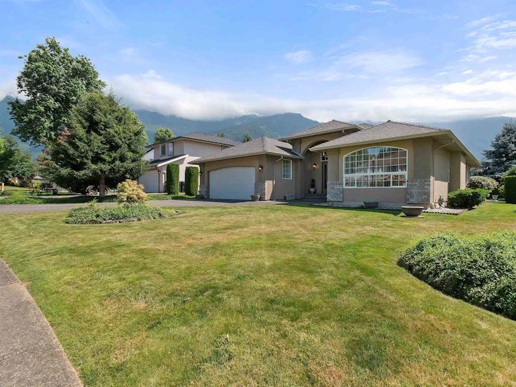 10383 Royalwood Boulevard, Chilliwack, BC, V0X 1X1 - 3