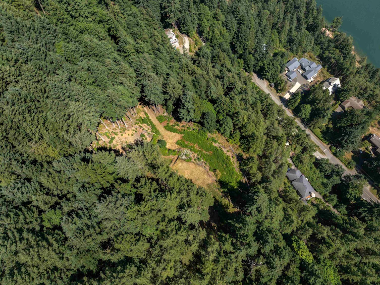 738 Channelview Drive, Bowen Island, BC, V0N 1G1 - 4