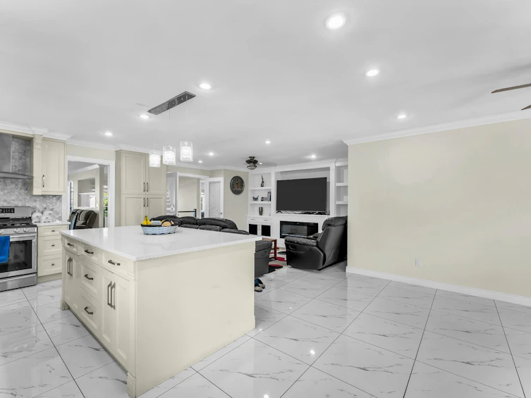 8036 133a Street, Surrey, BC, V3W 4R5 - 22