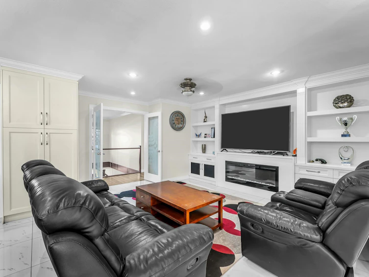 8036 133a Street, Surrey, BC, V3W 4R5 - 15