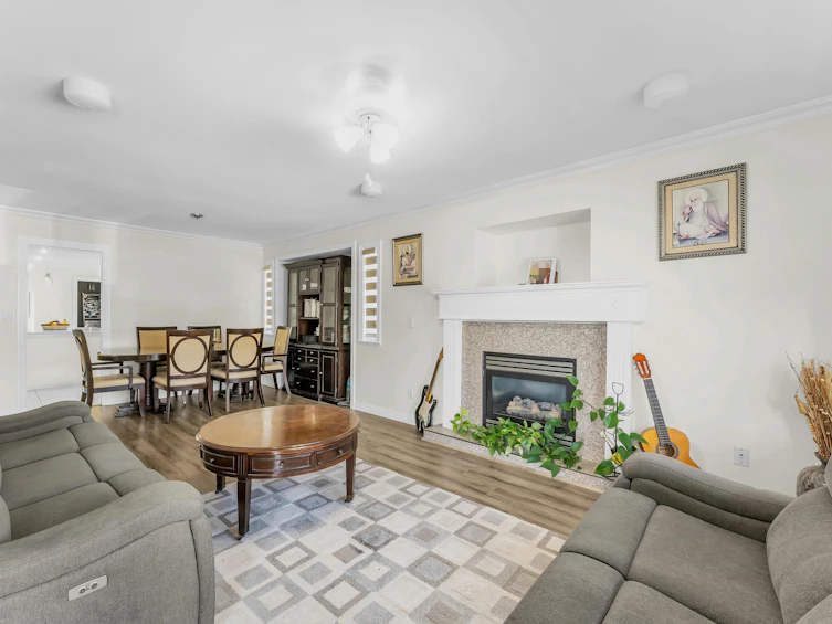 8036 133a Street, Surrey, BC, V3W 4R5 - 9