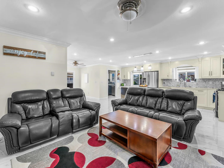 8036 133a Street, Surrey, BC, V3W 4R5 - 18