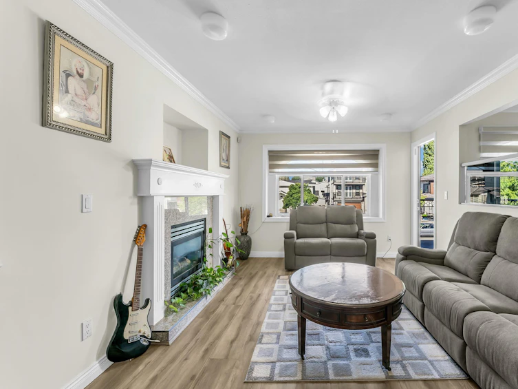 8036 133a Street, Surrey, BC, V3W 4R5 - 12