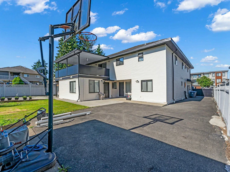 8036 133a Street, Surrey, BC, V3W 4R5 - 37