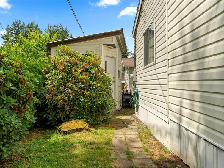 75-31313 Livingstone Avenue, Abbotsford, BC, V2T 4T1 - 32
