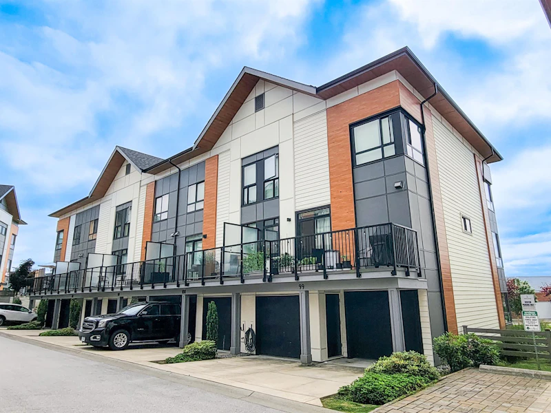 101 - 15111 Edmund Drive, Surrey BC