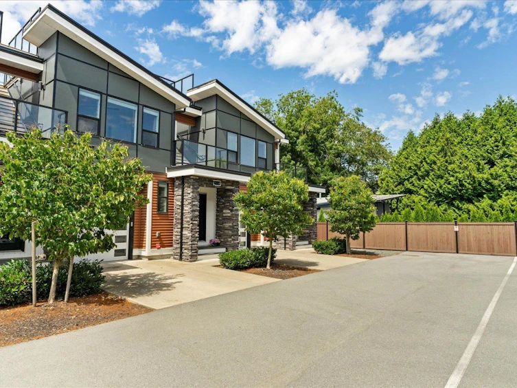 4-7140 Maitland Avenue, Chilliwack, BC, V2R 6C9 - 2