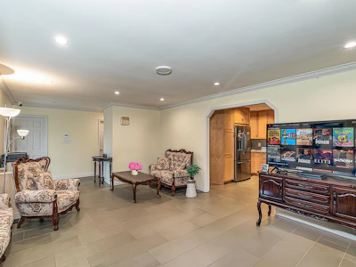 10060 Swinton Crescent - 4