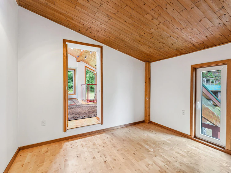 12&13 Coldwell Beach, North Vancouver, BC - 22